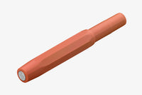 Kaweco_Skyline_FP_Fox-FP-geschlossen-seitliche-Ansicht-vonderFuellerkappe-aus