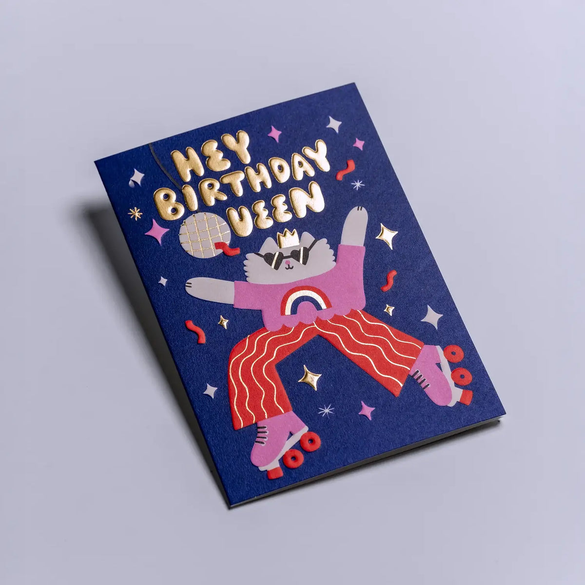 LAgom-Grusskarte-geburtstag-Judit-Zengovari-Motiv-Hey-Birthday-Queen