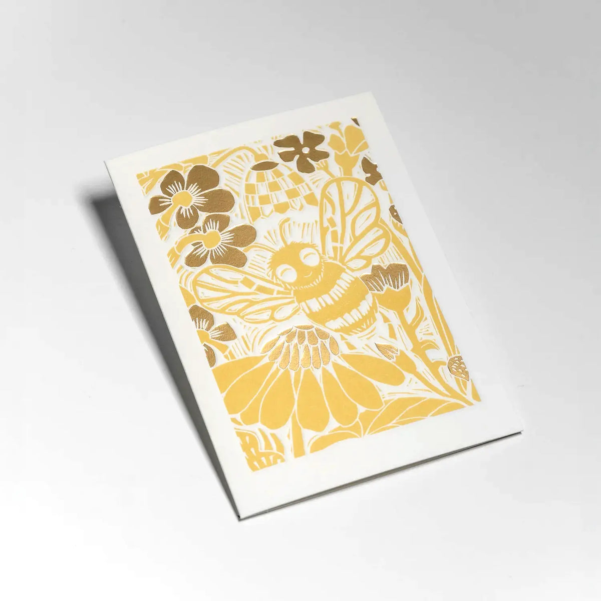 LAgom-GrusskarteHanna-Werning-Bumble-Bee-Linoldruck-und-Folienpraegung