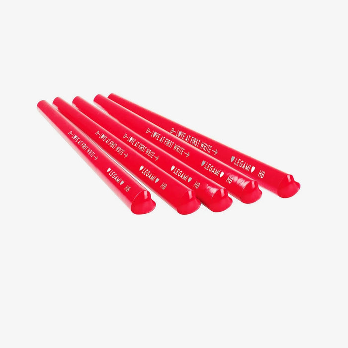 LEgami-Bleistift-HB-in-Herzform-Rot-mit-Praegung-Produktansicht-mehrere- Stift