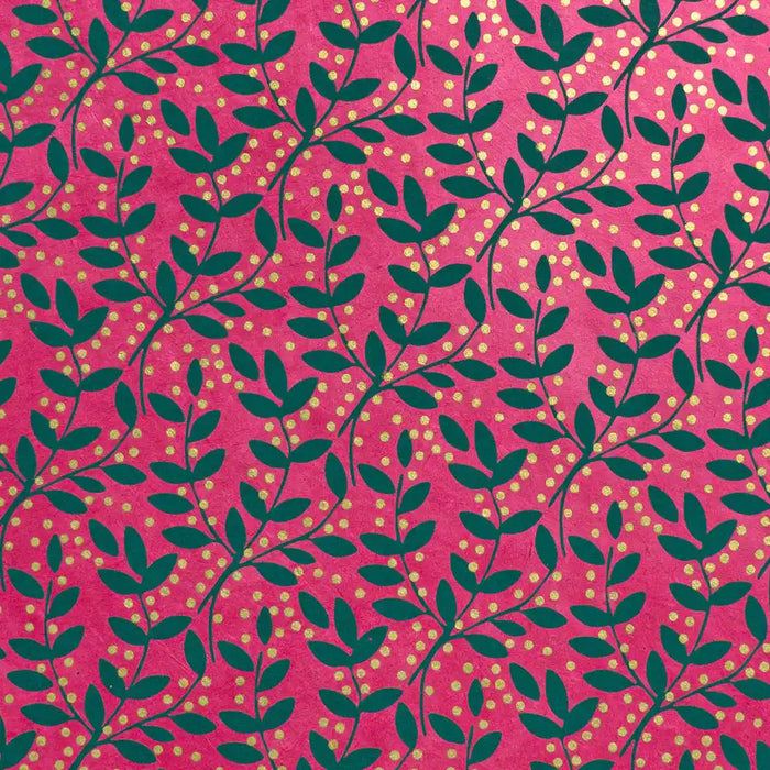 Lokta-Papier-Bogen-Motiv-Ranken-und-Beeren-Farbe24-magenta-malachite-gold-Ausschnitt