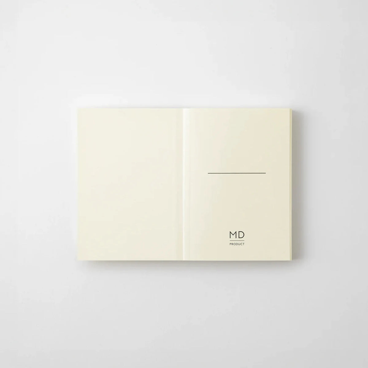 MD-Notebook-A7-dot-grid-minimalistisch-MD-Paper-Japan-Fadenheftung-176-seiten-Innenansicht-titelseite