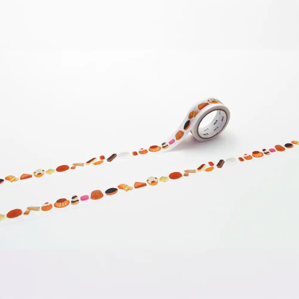 Masking-Tape-Artist-french-sweet-Klebeband-abgerollt