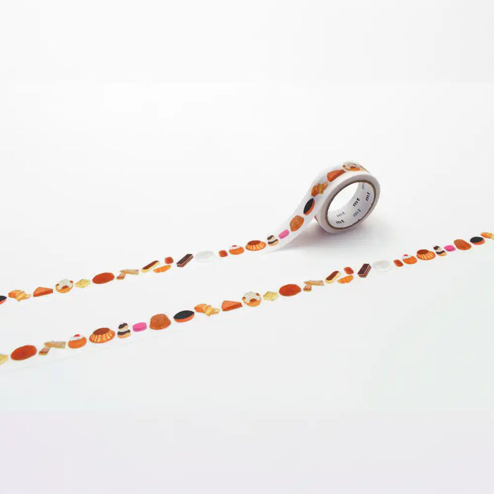 Masking-Tape-Artist-french-sweet-Klebeband-abgerollt