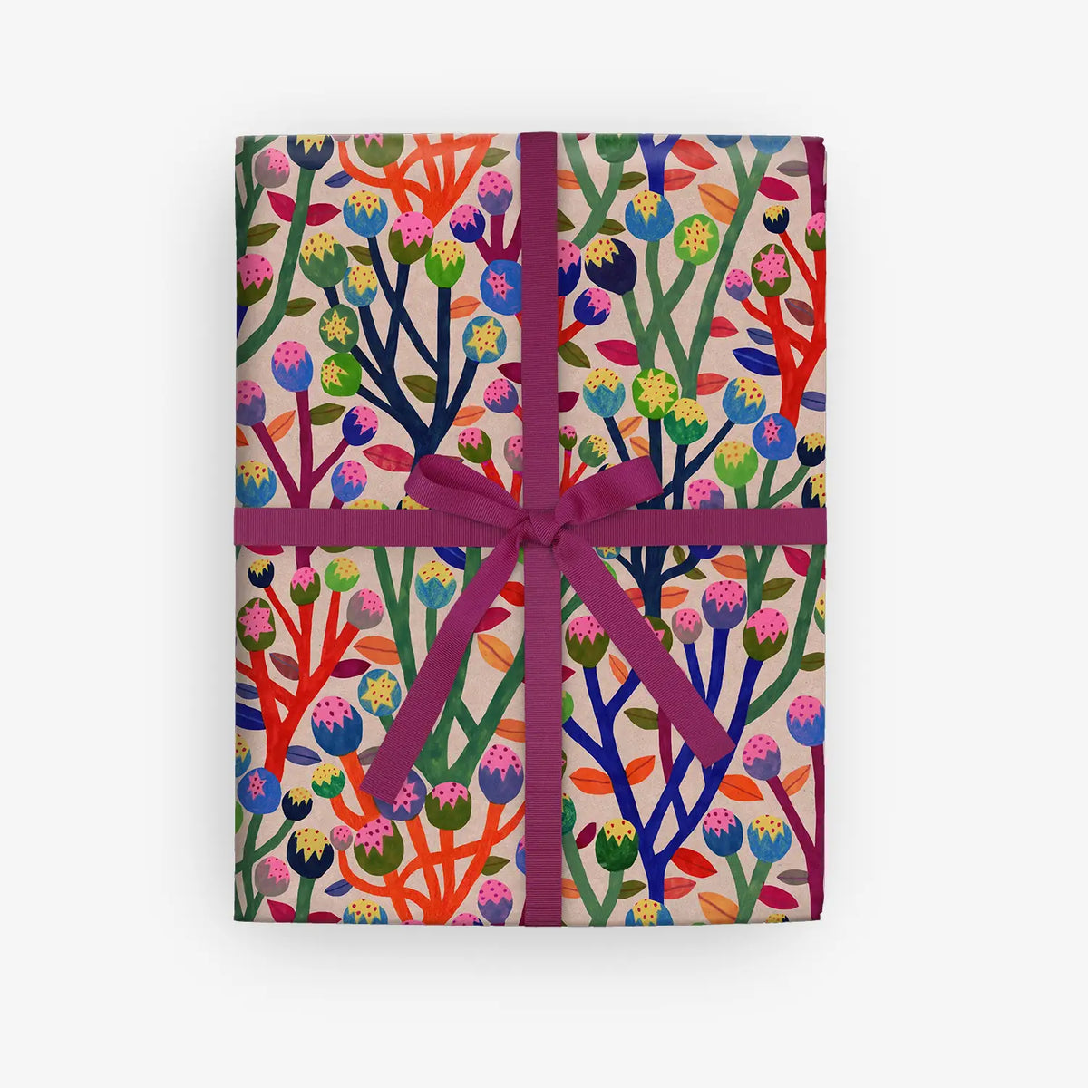 Naomi_-Wilkinson-Geschenkpapier-format_50x70cm-offset-england-motiv-Wildflower-_Trellis-_Gift-_Wrap_-Produktansicht-als-geschenkverpackung