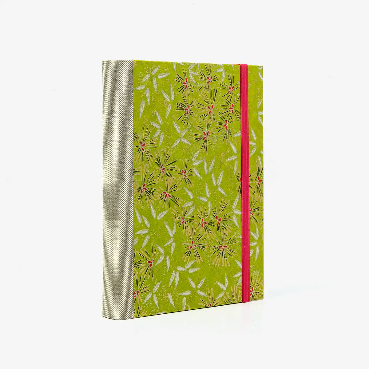 Notizbuch-12x16.5cm-256seiten-recy-Papier-cover-chiyogami-motiv-abstrakte-kieferzweige-auf-gruen-seitlich-von-hinten