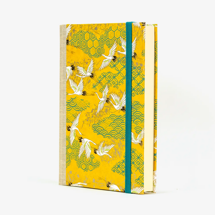 Notizbuch / liniert / 244 Seiten / Animals - Kraniche auf Gelb