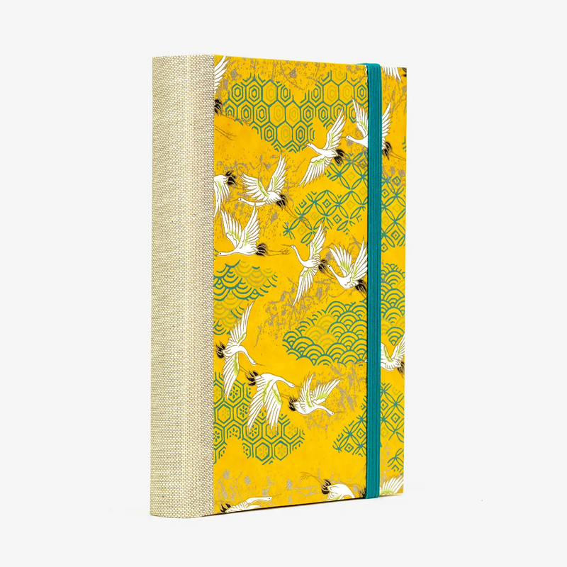 Notizbuch / liniert / 244 Seiten / Animals - Kraniche auf Gelb