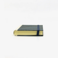 Notizbuch-blanko-9x14cm-224seiten-cover-mit-chiyogami-Motiv-Welle-gold-auf-blau-liegend-vorn