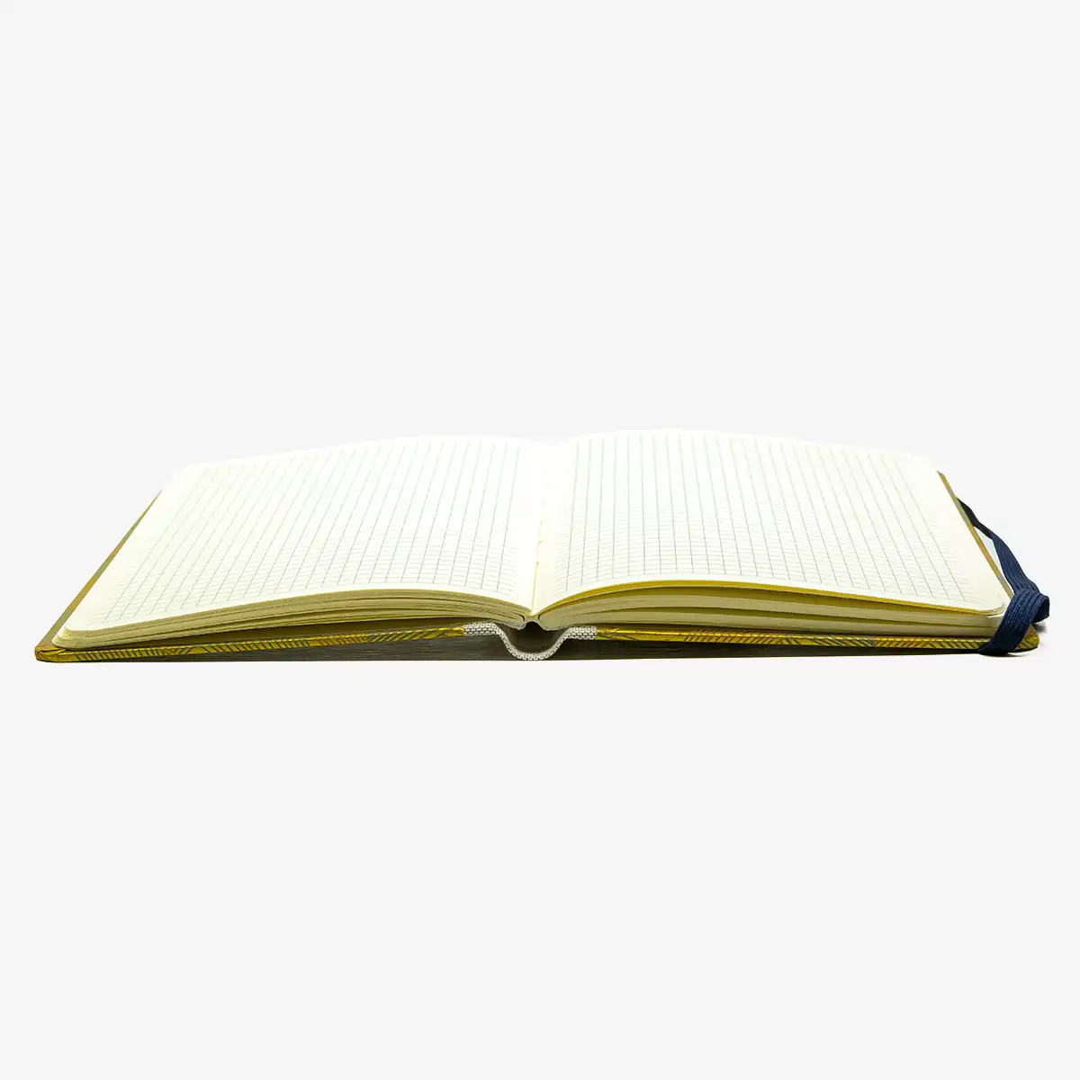 Notizbuch-kariert-12x16.5cm-Cover-Chiyogami-Motiv-Saitenspiel-Gold-aufgeschlagen