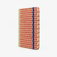 Notizbuch-kariert-12x16.5cm-Cover-Chiyogami-Motiv-Traditional-rot-weiss-seitlich-von-vorn