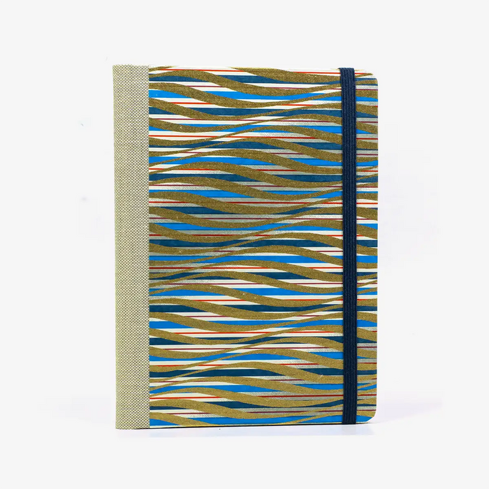 Notizbuch-kariert-12x16.5cm-Cover-Chiyogami-Motiv-gewelte-striche-gold-rot-blau-weiss