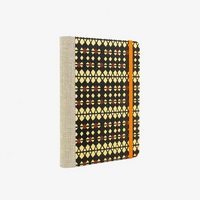 Notizbuch-liniert-12x16.5cm-244seiten-Katazome-Shi-Motiv-Rauten-braun-auf-creme-cover-seitlich-von-hinten