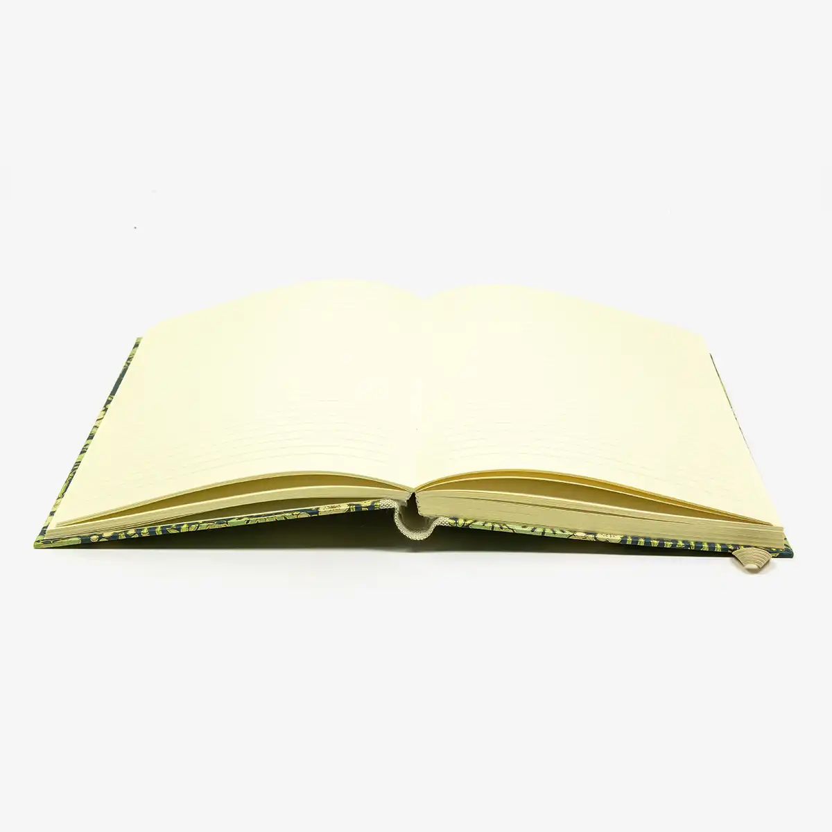 Notizbuch-liniert-A5-288Seiten-cover-lokta-Papier-Motiv-Bambus-gruen-mit-Gold-innenansicht
