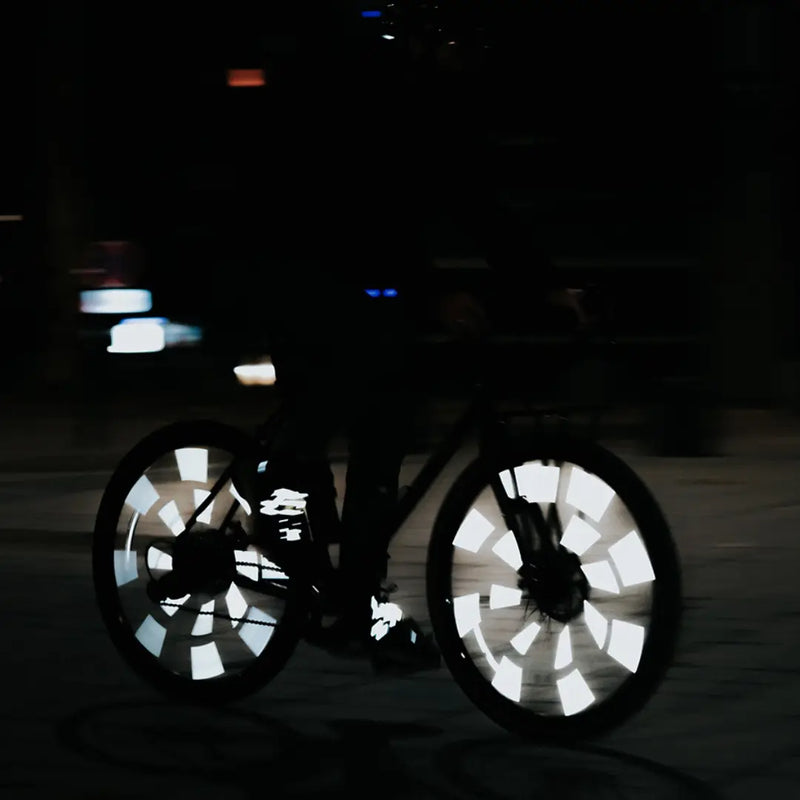 Strahlenreflektoren / Leuchtstoff / Fahrradspeichen