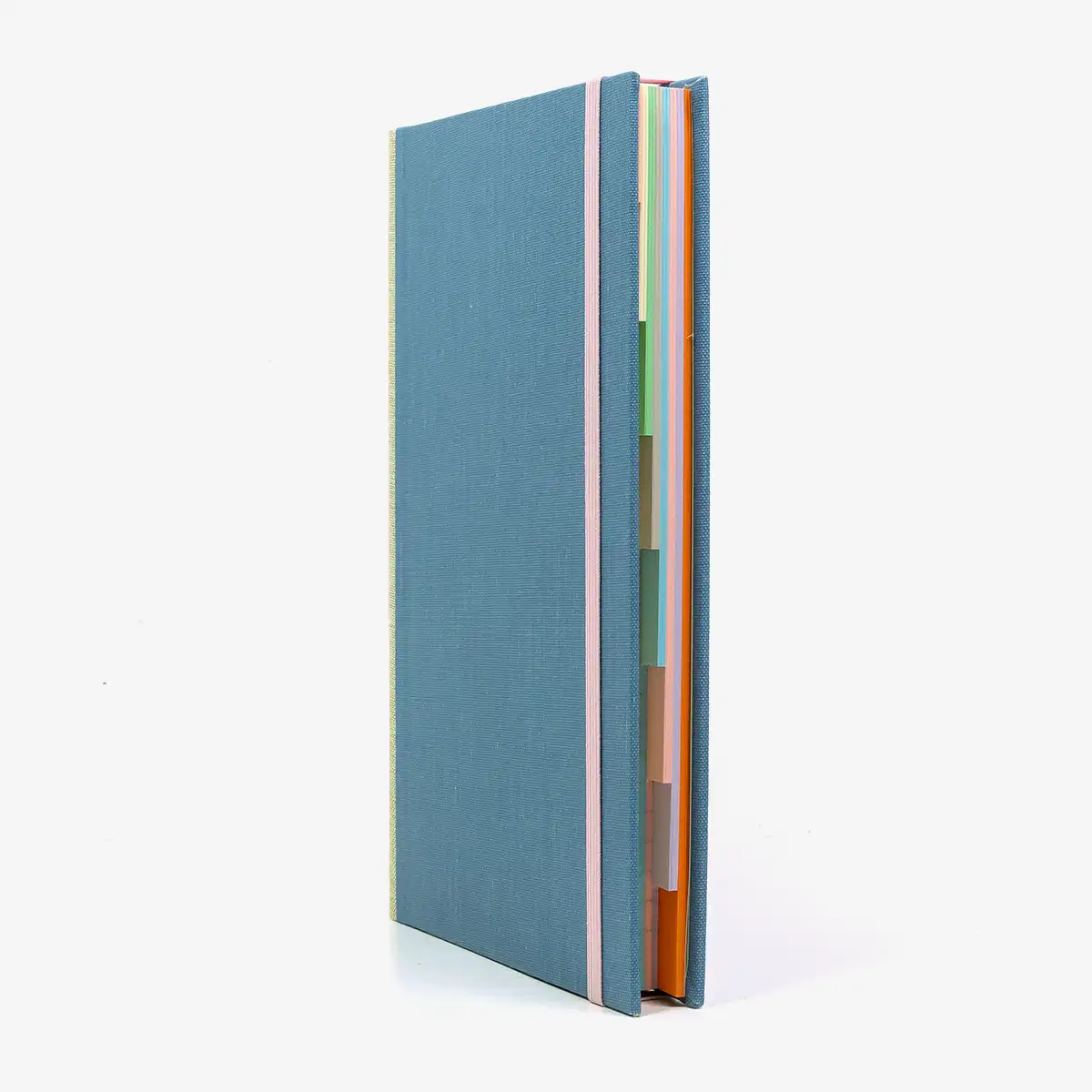 Rezepte-registerbuch-A5-280seiten-LINIERT-8Farben-cover-Retroacrylleinen-Farbe-hellesBlau-seitlich-von-vorn