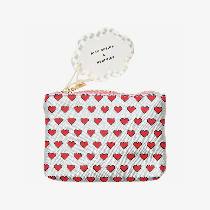 Ricodesign-und-Redfries-Etui-XS-Eye-Candy-Herzen-10_5x7_5cm-Produktansicht-mit-Ettikett