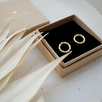 STRUCTURED RING  / Ohrstecker / Ohrringe