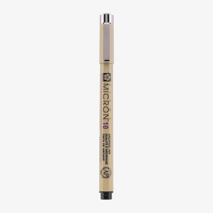 Sakura-Pigma-Micron-10-Fineliner-Schwarz-Stift-mit-Stiftekappe-Produktansicht