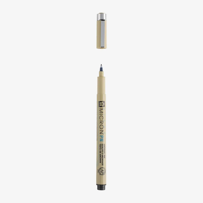 Sakura-Pigma-Micron-PN-Fineliner-Schwarz-Stift-offen-Produktansicht