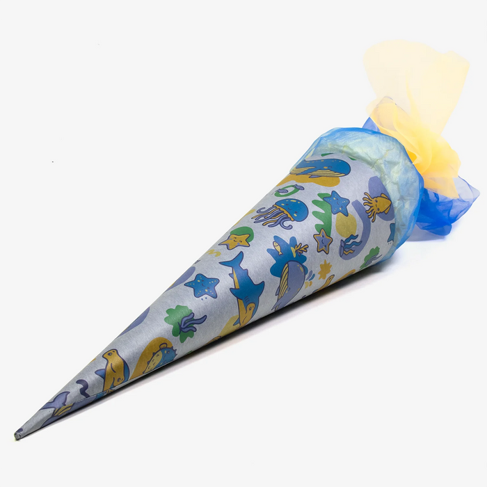 Schultuete-35cm-mit-Meerestiere-Motiv-und_tuellhaube-produktansicht-seitlich-2