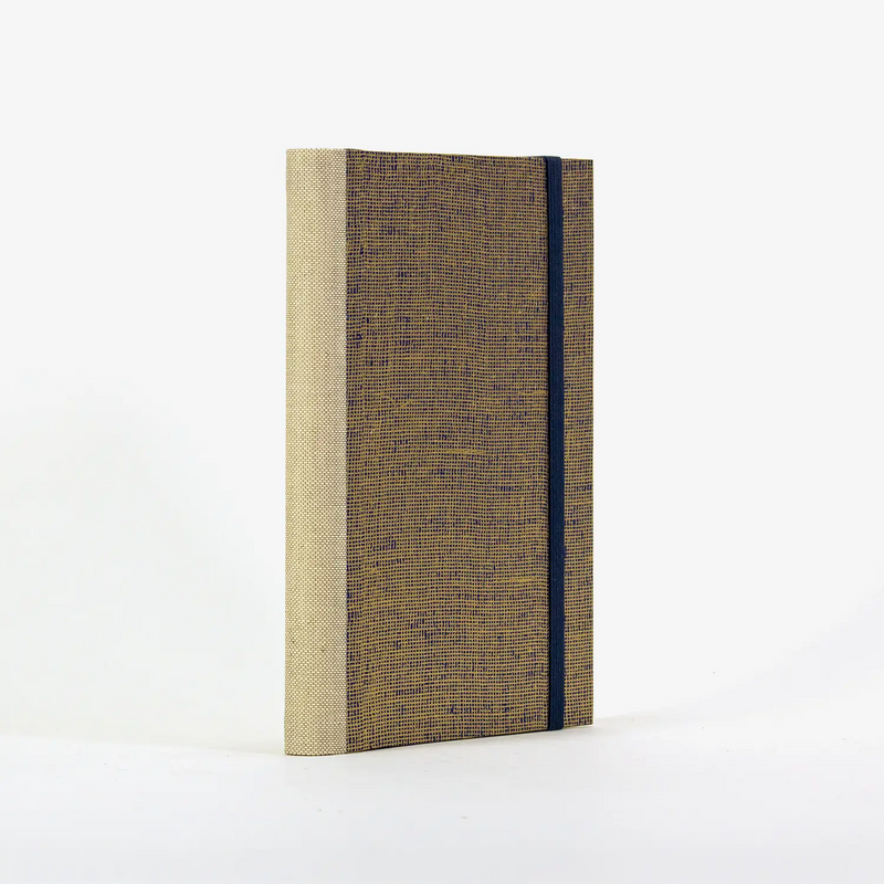 Skizzenbuch / 192 Seiten / fadengeheftet / Chiyogami / Gaze Gold auf Dunkelblau