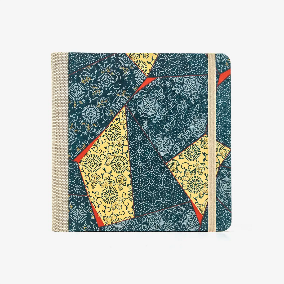 Skizzenbuch-15x15cm-244seiten-100grm-ivory-Skizzenpapier-mit-chiyogami-Papier-bezogen-Motiv-Kimono-Muster-auf-blaugruen-von-vorn