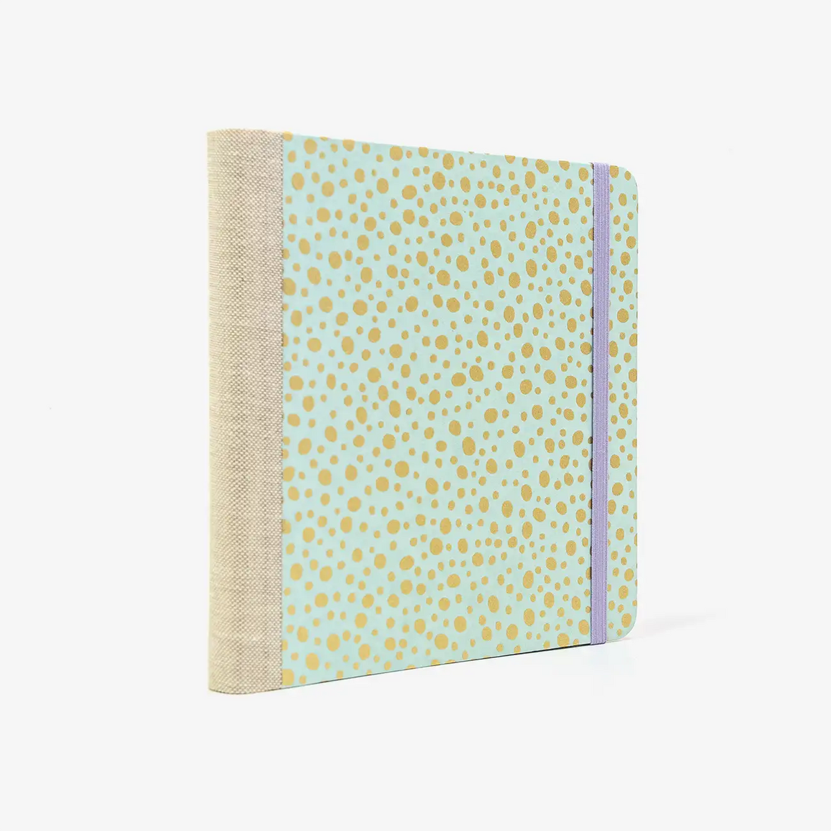 Skizzenbuch-15x15cm-244seiten-100grm-ivory-Skizzenpapier-mit-chiyogami-Papier-bezogen-Motiv-goldene-Punkte-auf-mint-seitlich-von-hinten
