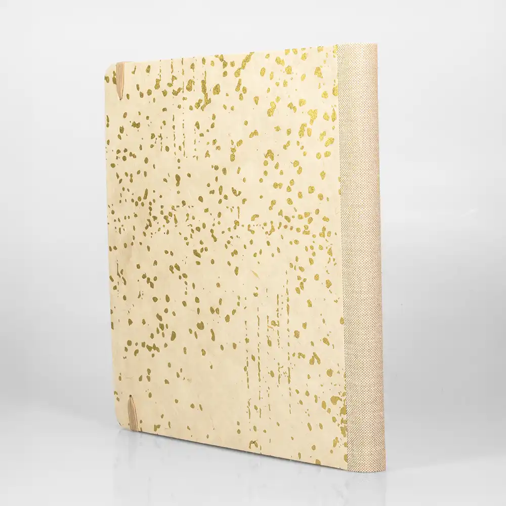 Skizzenbuch / Sketchbook / 21x21cm / 96 Blatt / Blanko / Lokta Schneefall natur gold