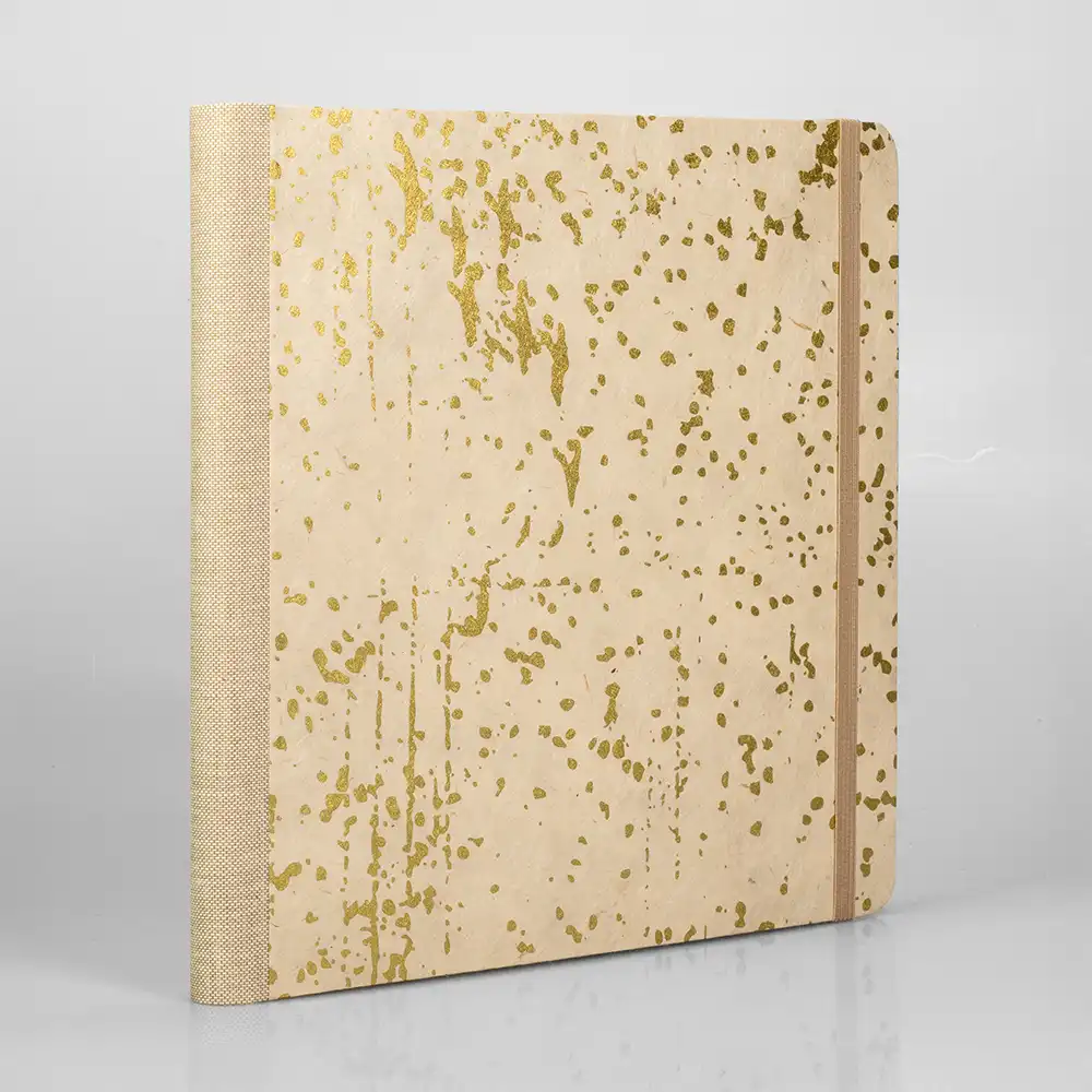 Skizzenbuch / Sketchbook / 21x21cm / 96 Blatt / Blanko / Lokta Schneefall natur gold