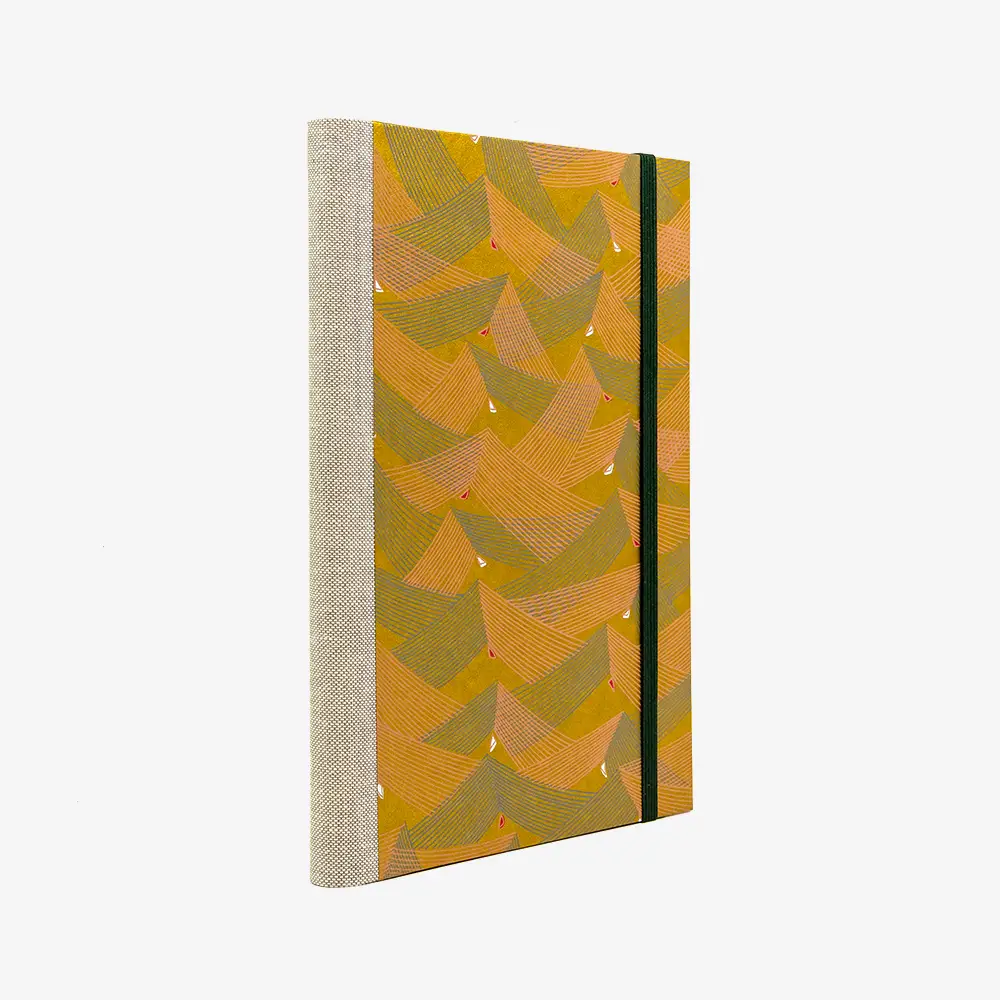 Skizzenbuch-A5-mit-Goldschnitt-cover-chiyogami-Papier-160-Seiten-Motiv-Saitenspiel-Gold-seitlich-von-hinten