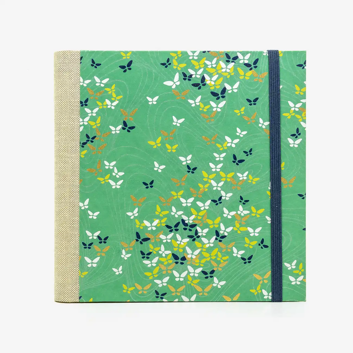 Skizzenbuch-Format-15x15cm-blanko-224seiten-cover-Chiyogami-Motiv-Schmeterlinge-auf-gruen-vorn