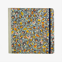 Skizzenbuch-Format-21x21cm-192seiten-mitchiyogamiMuster-Bluetenornament-auf-blau-bezogen-cover-vorn