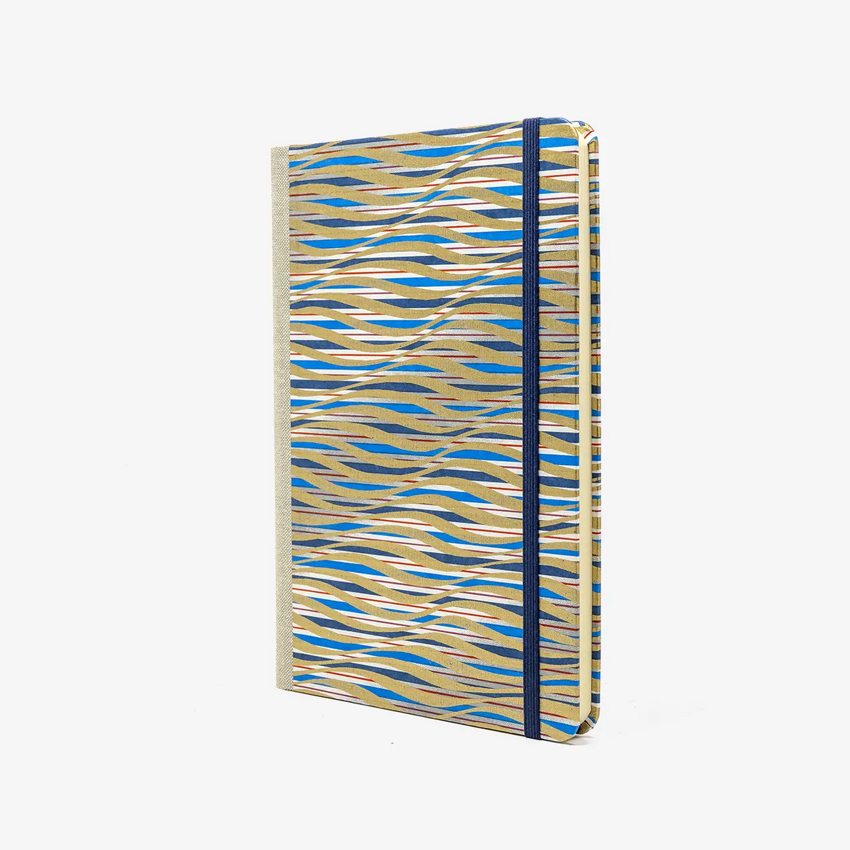 Skizzenbuch-blanko-A5-192seiten-mit-Chiyogami-motiv-blau-gold-rot-gewellte-Streifen-bezogen-cover-seitlich-von-vorn