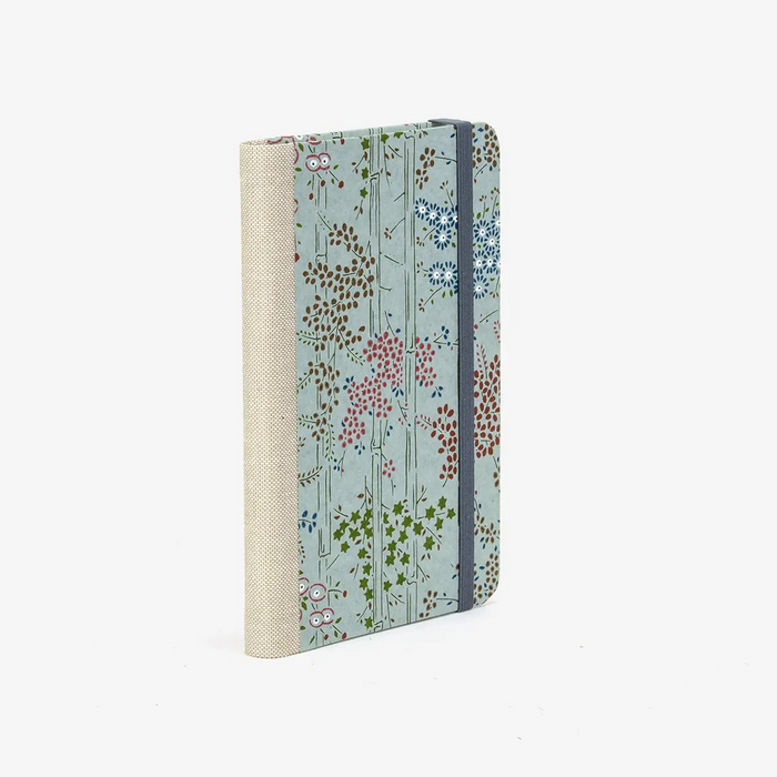Skizzenbuch-blaupause-A6-160-leere-Seiten-Bezogen-mit-Chiyogami-Bambus-auf-grau-Produktansicht-Cover-seitlich-hinten-3