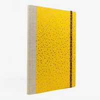 Notizbuch-17x24-liniert-160 Seiten-Chiyogami -Papier-Design:- Polka -Dots -Gold -auf- Gelb-Cover-seitlich-von-hinten
