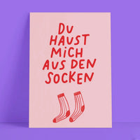 Studio-Danii-Postkarte-Liebe-Du-haust-mich-aus-den-Socken-rosa-A6
