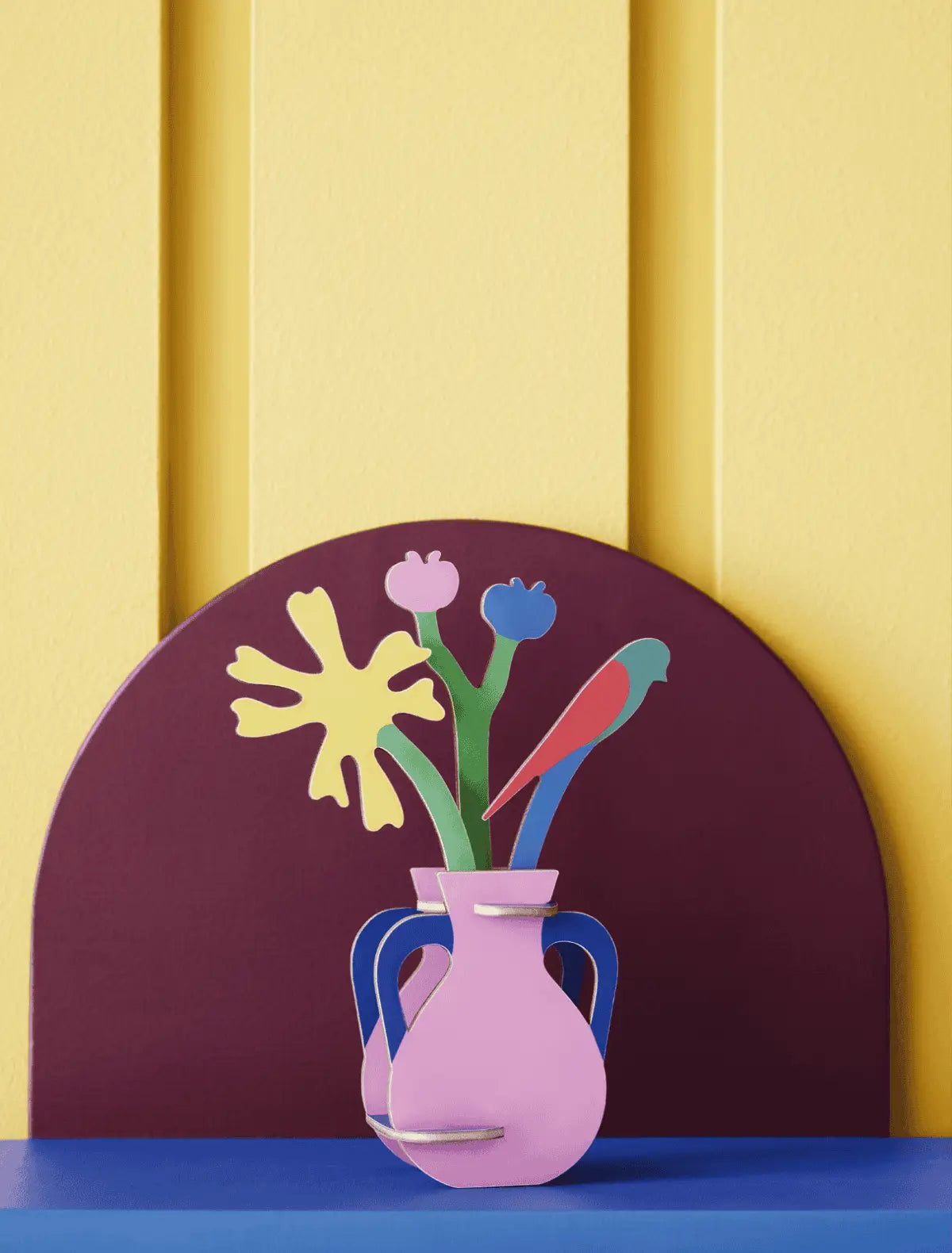 Studio-Roof-Pop-Out-Card-Matisse-Paper-Bloom-Produkt-aufgebaut-in-Beispielumgebung