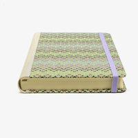 Tagesplaner-A5small-cover-.Chiyogami-Motiv-Bogen-1037C-Bluetenpattern-gruen-von-vorn-liegend