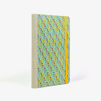 Tagesplaner-A5small-cover-Lokta-papier-Motiv-Beeren-Tigergelb-seitlich-von-hinten