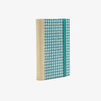 Tagesplaner-klein-9x13cm-mit-chiyogami-bezogen-muster-silber-viereck-auf-petrol-cover-seitlich-von-hinten