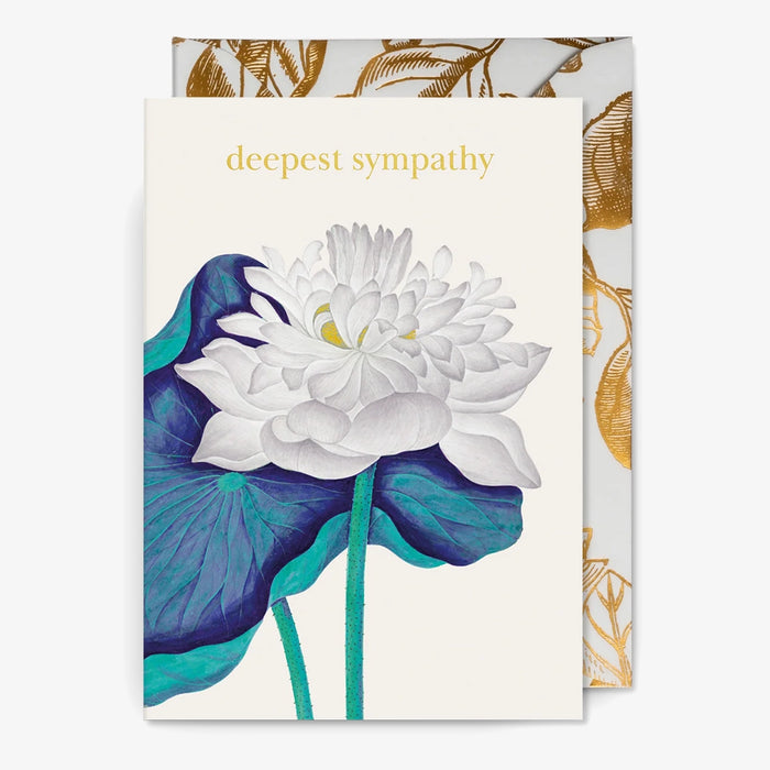 Trauerkarte-Klappkarte-mit-Umschlag-Format-A6-Kew-Deepest-Sympathy-White-Lotus-Produktansicht-mit bedruckten Umschlag