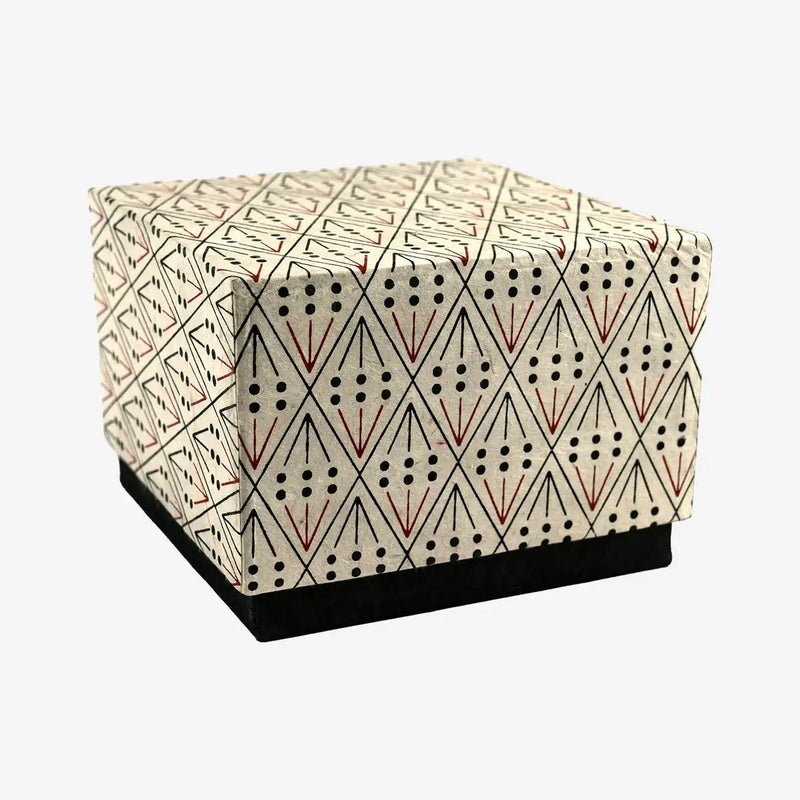 Stülpschachtel / Box Linien und Diamant / Unterteil unifarben / 02 natur-ebenholz/ lackrot