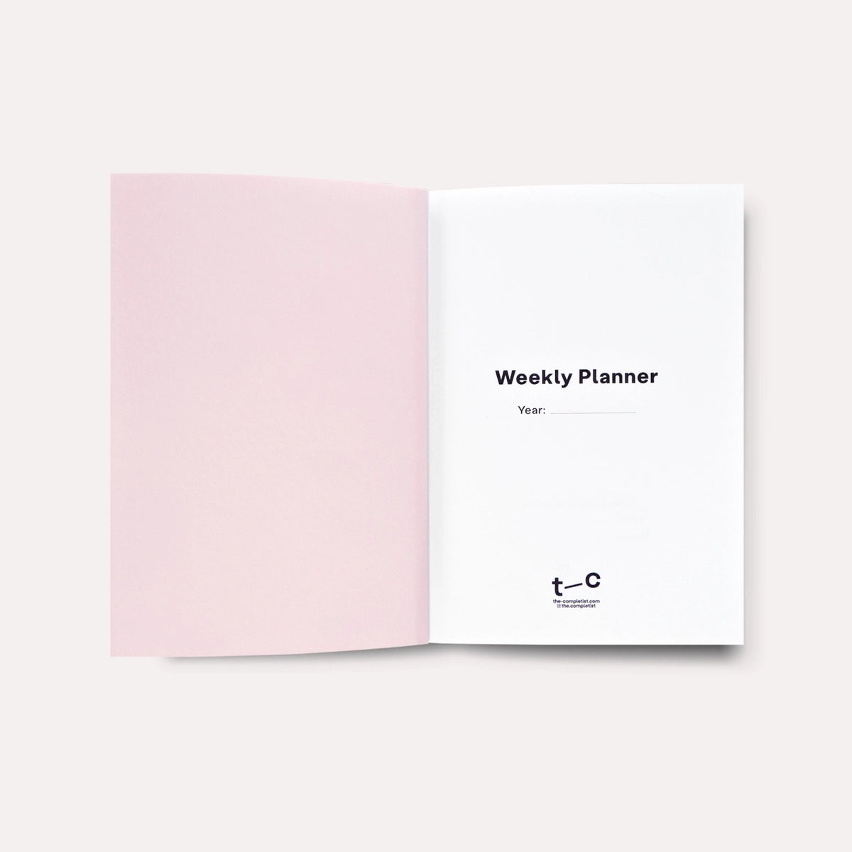 Undatierter-Wochenplaner-Hazy-pocket-Softcover-A6-128Seiten-Buch-geoeffnet-1