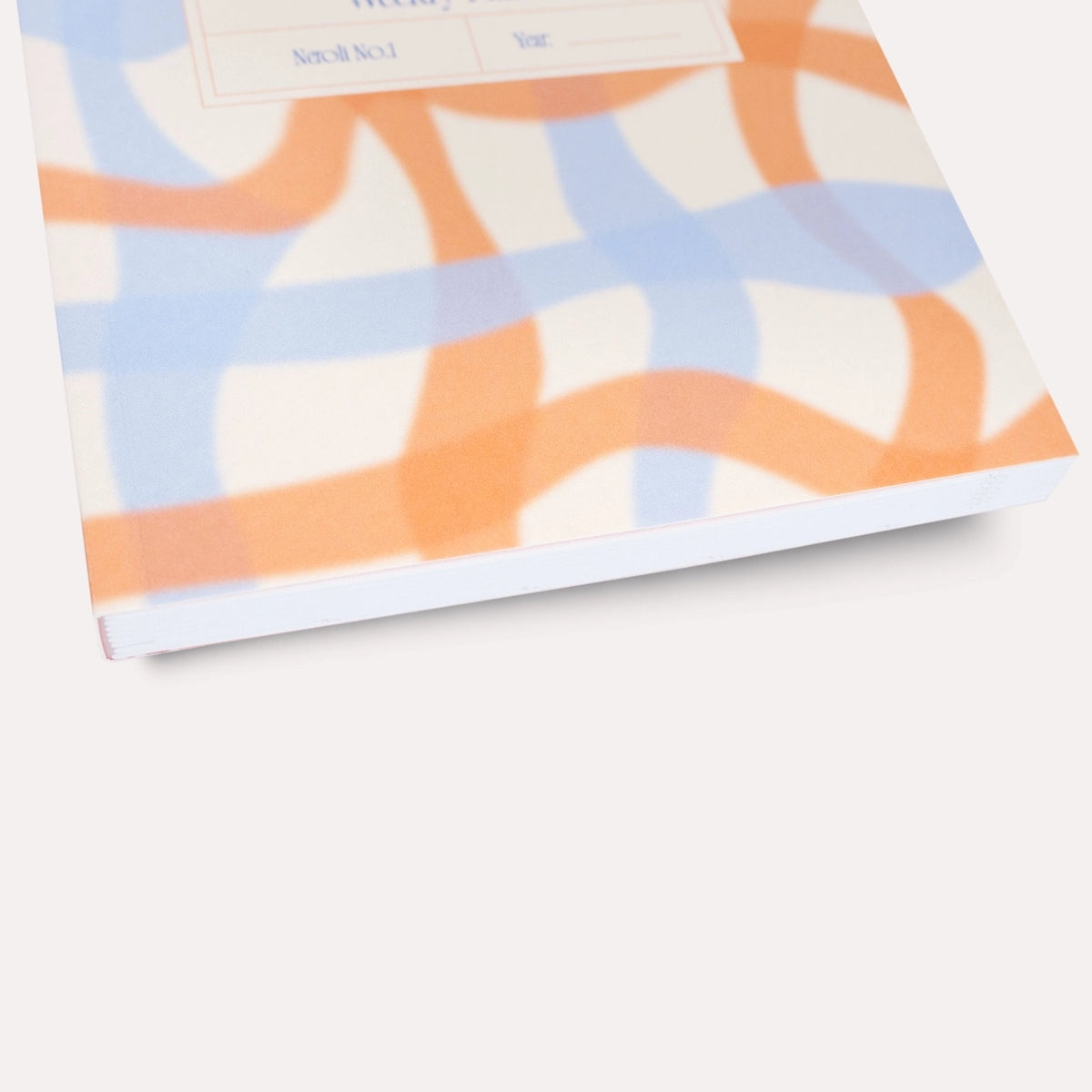 Undatierter-Wochenplaner-NEroli-Pocket-Softcover-A6-128Seiten-Cover-Vorn-Detail-Produktansicht-2