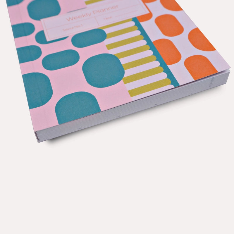 Undatierter-Wochenplaner-Seoul-Pocket-Softcover-A6-128Seiten-Cover-Vorn-Detail-Produktansicht-2