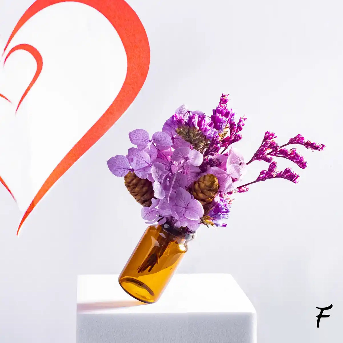 kleines Blumenbouqet / mit Vase in Geschenkbox/ Variante F
