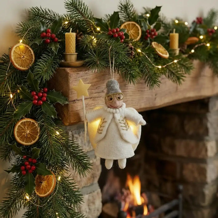 Weihnachtsbaumdeko / aus Filz / zum anhängen / Fee Faith die Weihnachtsgottmutter