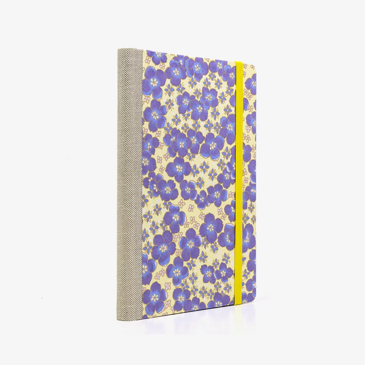 Wochenplaner-12x16_5cm-spaltenaufteilung-Cover-Chiyogami-Motiv-Bogen-628C-Blumen-cream-purple-ivory-seitlich-hinten