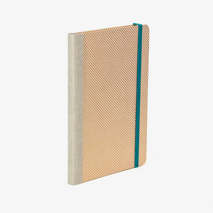 Wochenplaner-A5-2025-Chiyogami-geometrisch-Karos-gold-pink-cover-seitlich-hinten